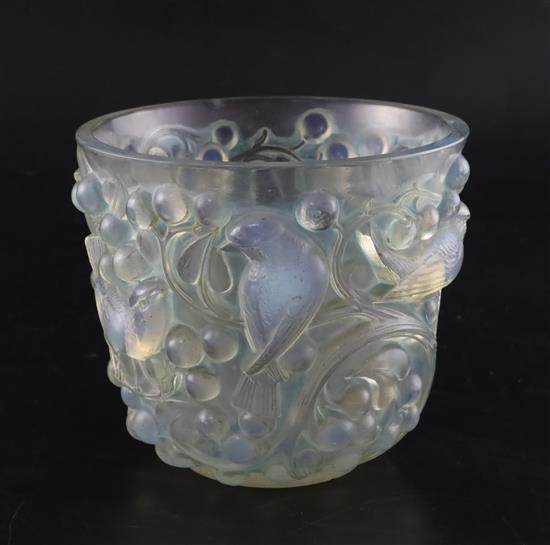 A Rene Lalique Avallon opalescent glass vase, No. 986, H. 14.2cm, cracked, rim chip